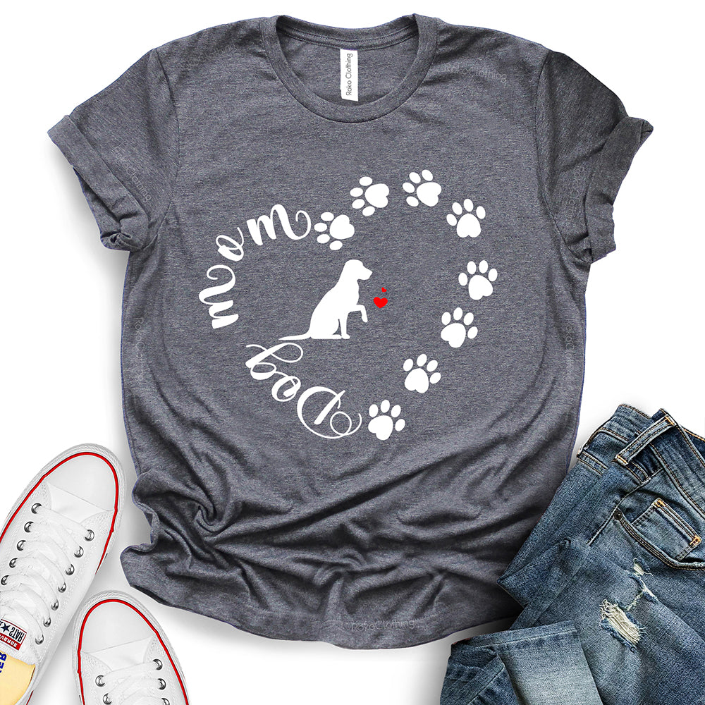 Dog Mom Heart Design T-Shirt