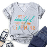 ıt-is-a-beautiful-day-for-learning-t-shirt-v-neck-for-women-heather-light-grey