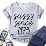 sassy-since-1973-t-shirt-v-neck-for-women-heather-light-grey